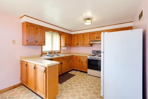 929 Stafford Street Minerva OH 44657