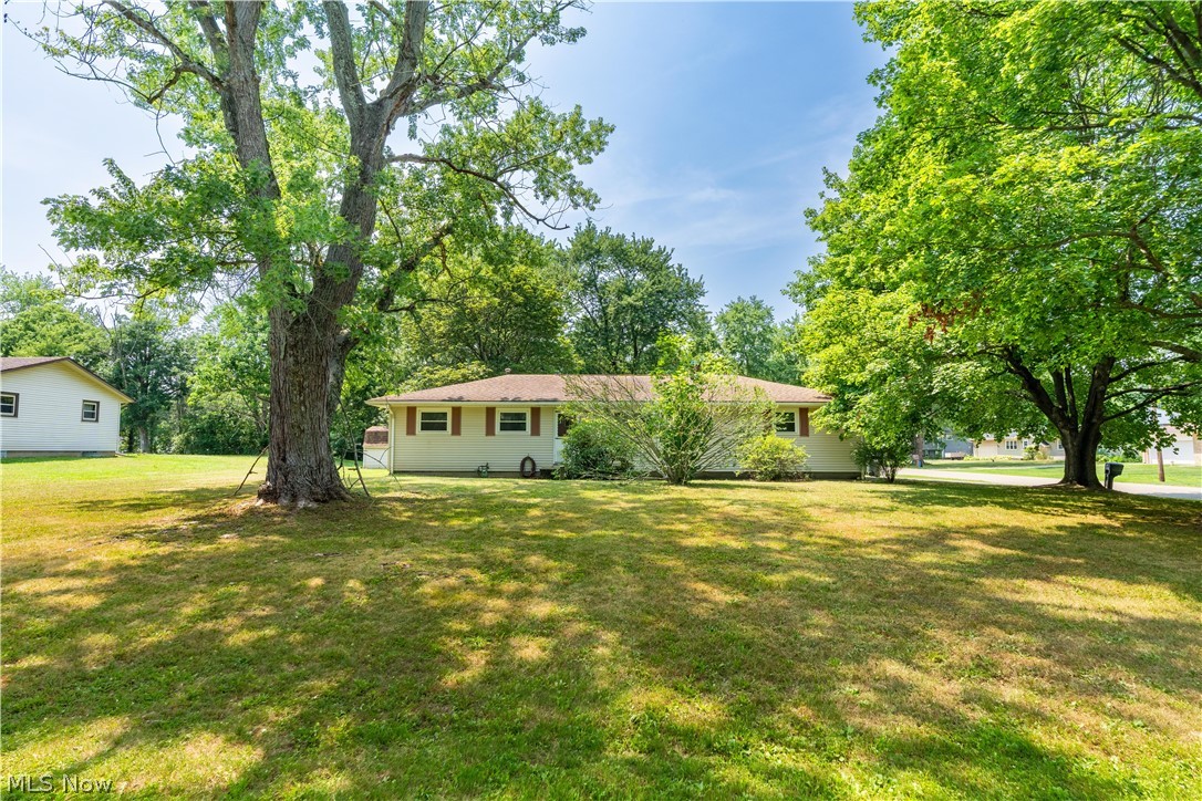 7101 Pinecrest Street NE Canton OH 44721