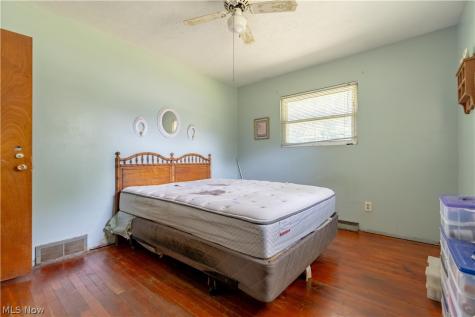 7101 Pinecrest Street NE Canton OH 44721
