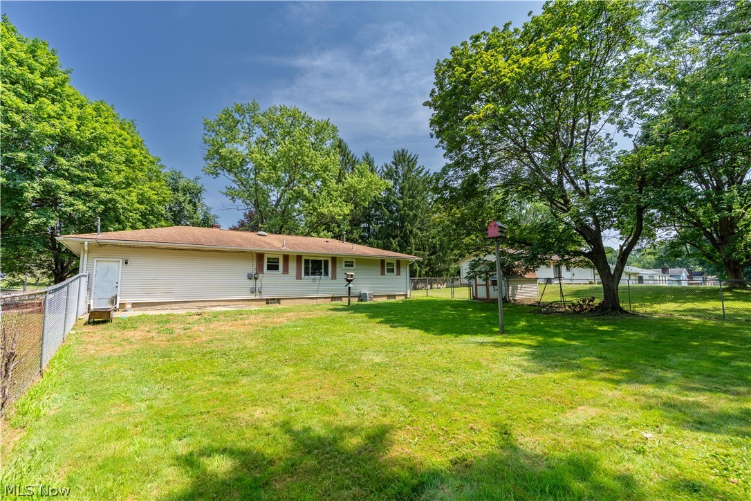 7101 Pinecrest Street NE Canton OH 44721