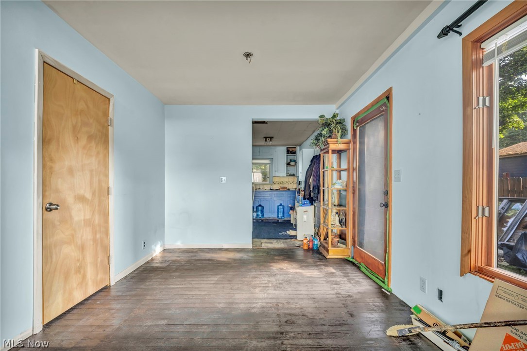 101 Radnor Avenue Coventry OH 44319