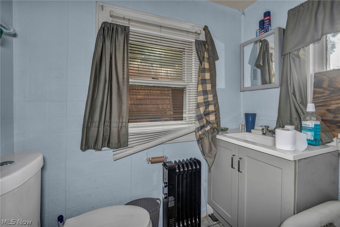 101 Radnor Avenue Coventry OH 44319