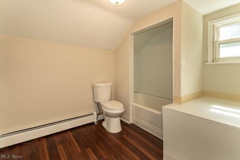 9042 Lake Shore Boulevard Mentor OH 44060