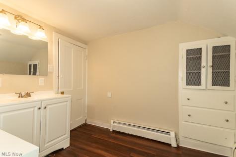9042 Lake Shore Boulevard Mentor OH 44060