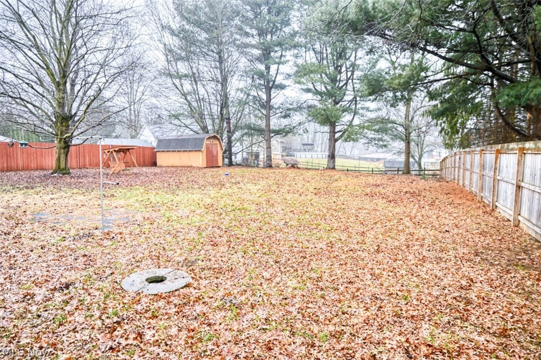 11371 Sagebrush Avenue NE Uniontown OH 44685