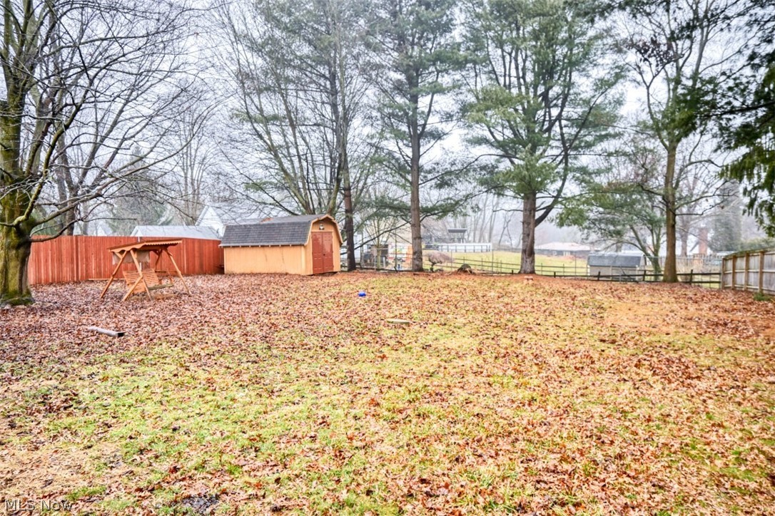 11371 Sagebrush Avenue NE Uniontown OH 44685