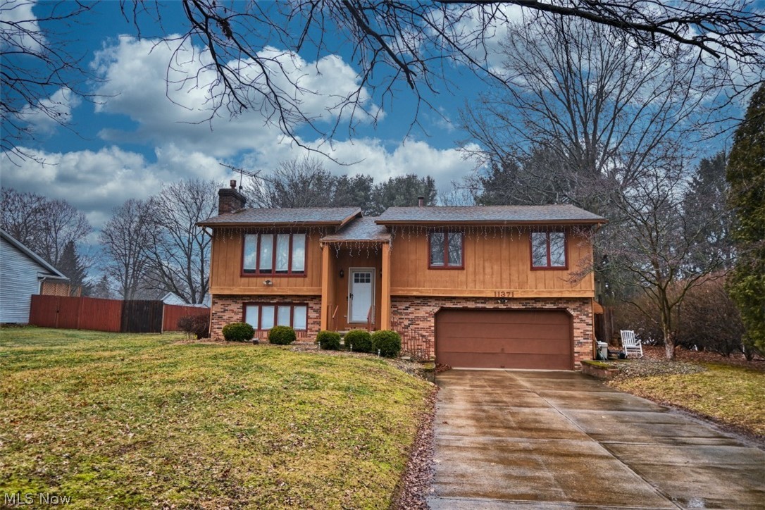 11371 Sagebrush Avenue NE Uniontown OH 44685