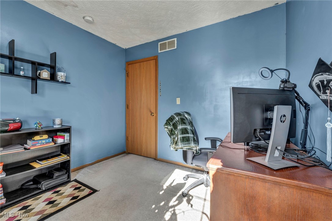 967 Russell Avenue Akron OH 44307