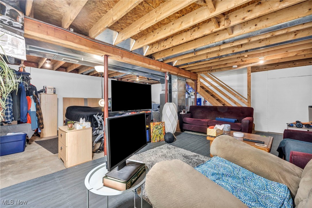 967 Russell Avenue Akron OH 44307