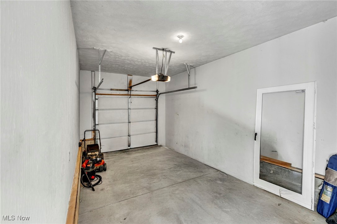 967 Russell Avenue Akron OH 44307