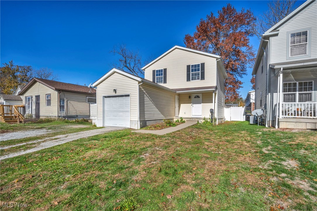 967 Russell Avenue Akron OH 44307