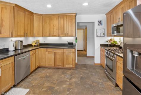 269 Chart Road Cuyahoga Falls OH 44223