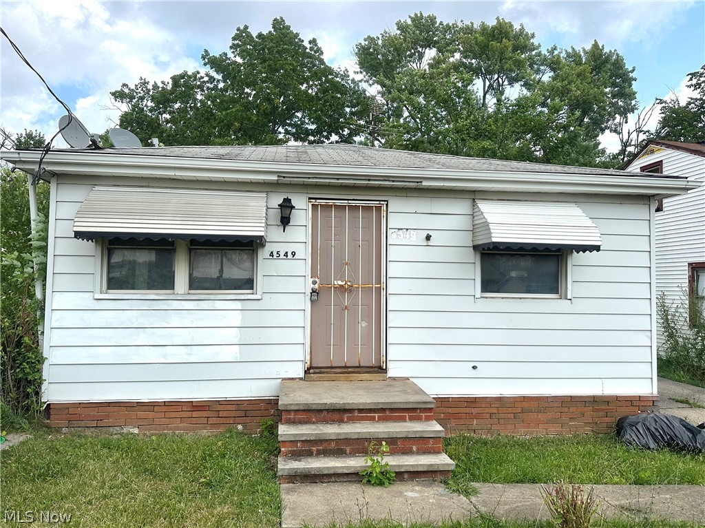 4549 Lee Road Cleveland OH 44128