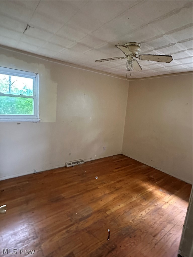 4549 Lee Road Cleveland OH 44128
