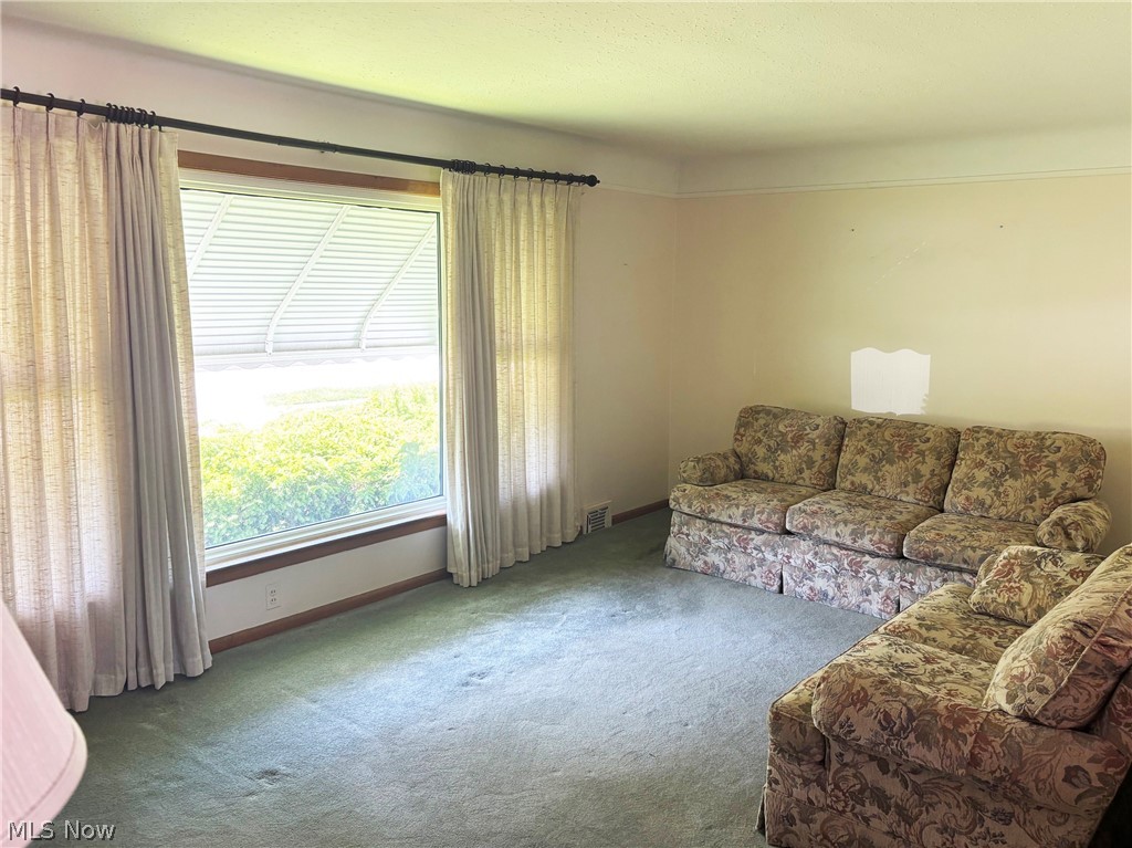 1661 Empire Road Wickliffe OH 44092