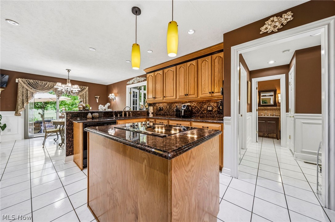 10600 Locust Grove Drive Chardon OH 44024