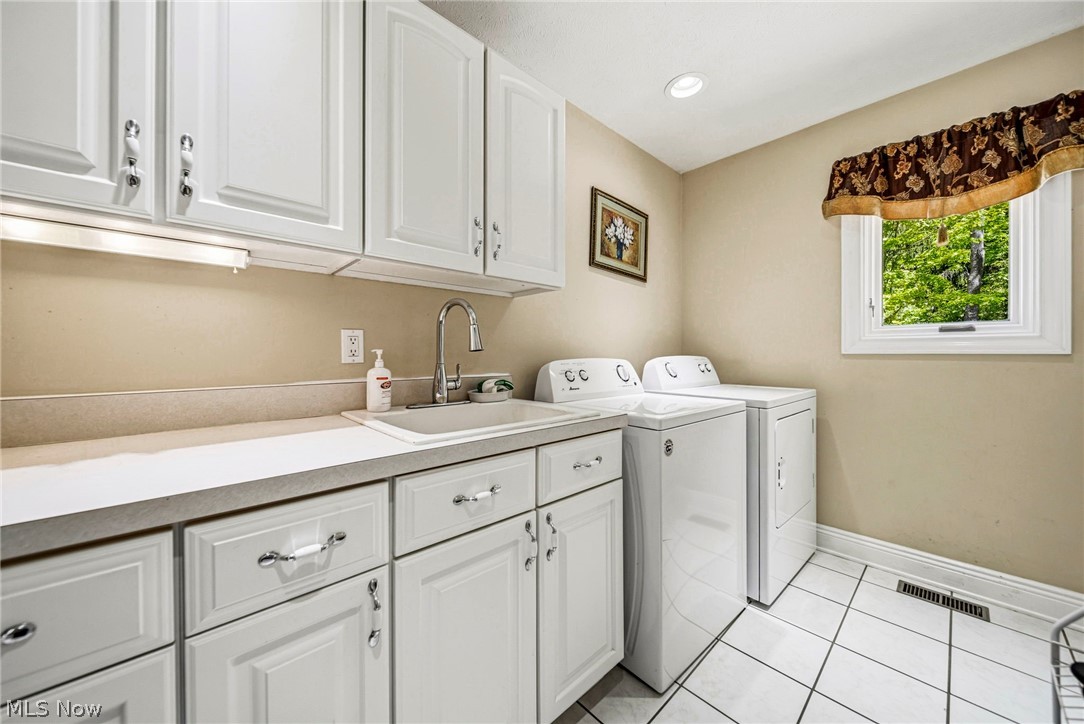 10600 Locust Grove Drive Chardon OH 44024