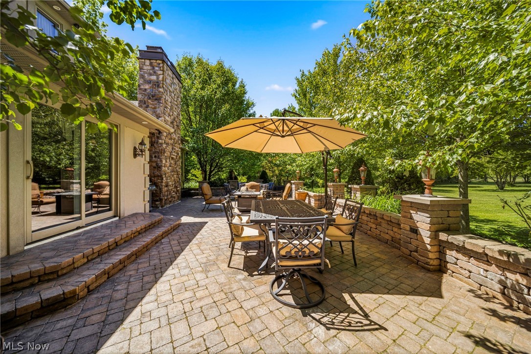 10600 Locust Grove Drive Chardon OH 44024