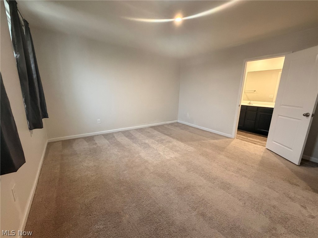 2677 Himelrigh Boulevard Barberton OH 44203