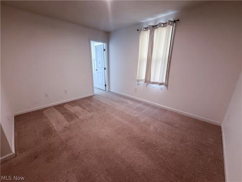 2677 Himelrigh Boulevard Barberton OH 44203