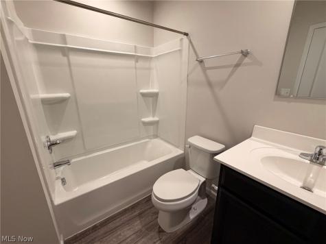 2677 Himelrigh Boulevard Barberton OH 44203
