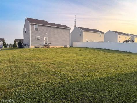 2677 Himelrigh Boulevard Barberton OH 44203