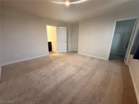 2677 Himelrigh Boulevard Barberton OH 44203