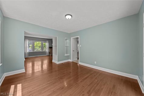 1591 Maywood Road South Euclid OH 44121