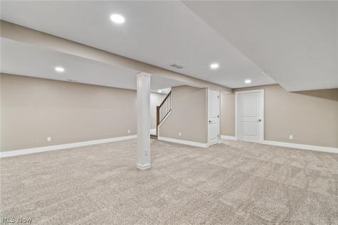 202 E Paradise Street Orrville OH 44667