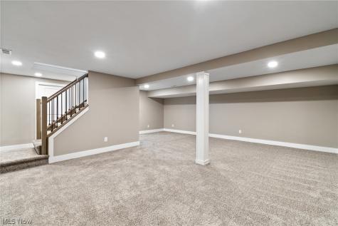 202 E Paradise Street Orrville OH 44667