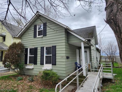 7202 Deveny Avenue Cleveland OH 44105