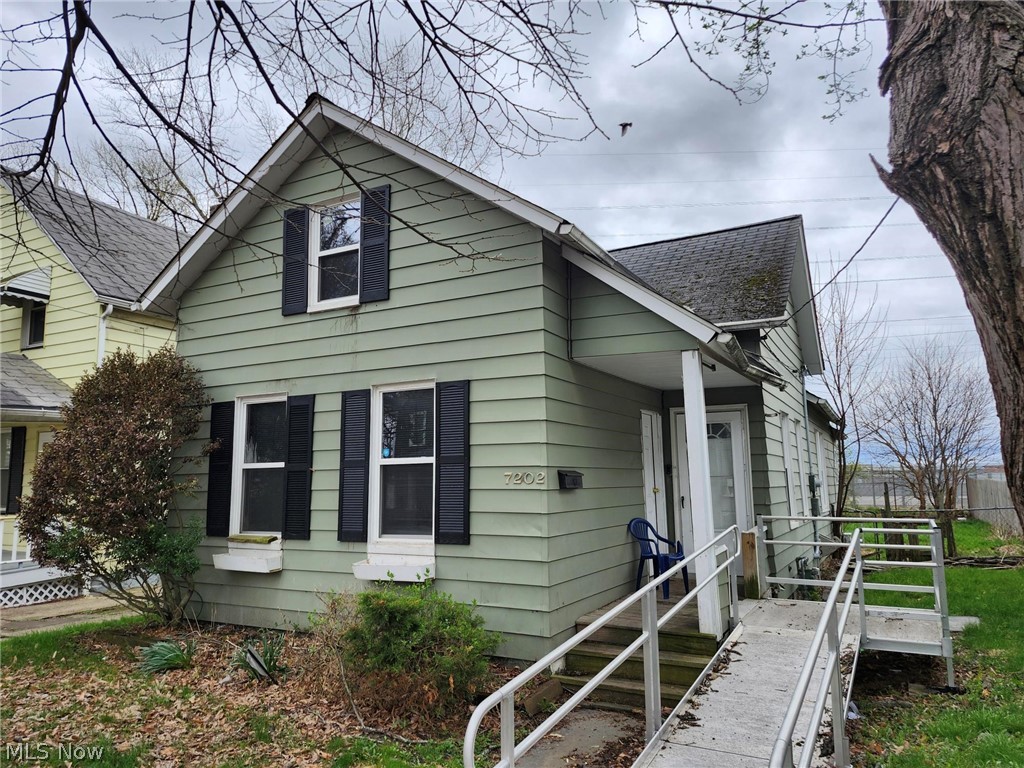 7202 Deveny Avenue Cleveland OH 44105