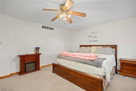 3950 Martins Run Drive Lorain OH 44053