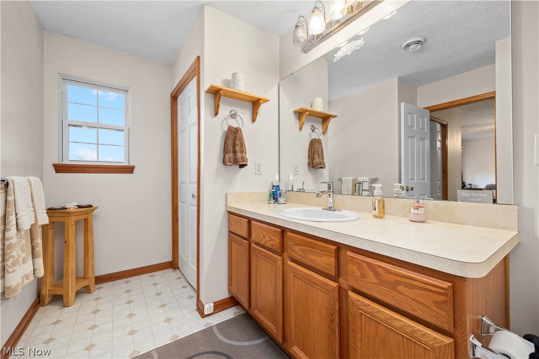 3950 Martins Run Drive Lorain OH 44053