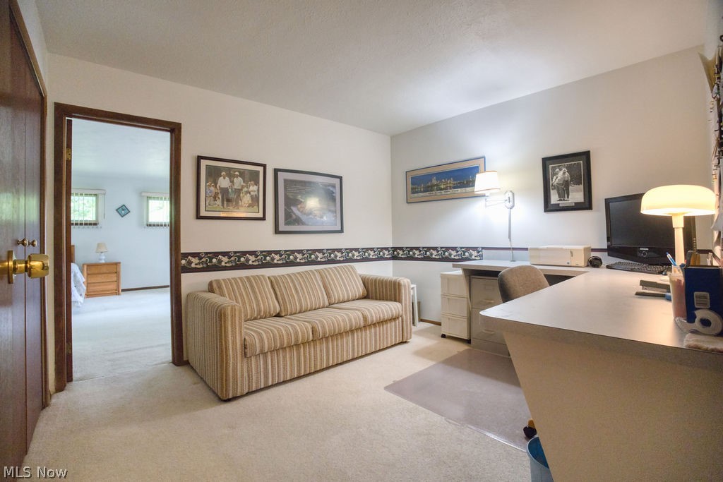 492 Jeannette Drive Richmond Heights OH 44143