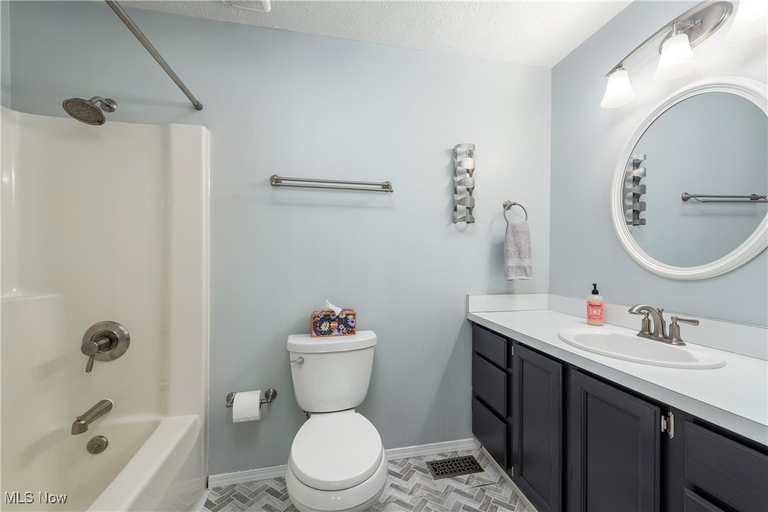 18782 S Inlet Drive Strongsville OH 44136