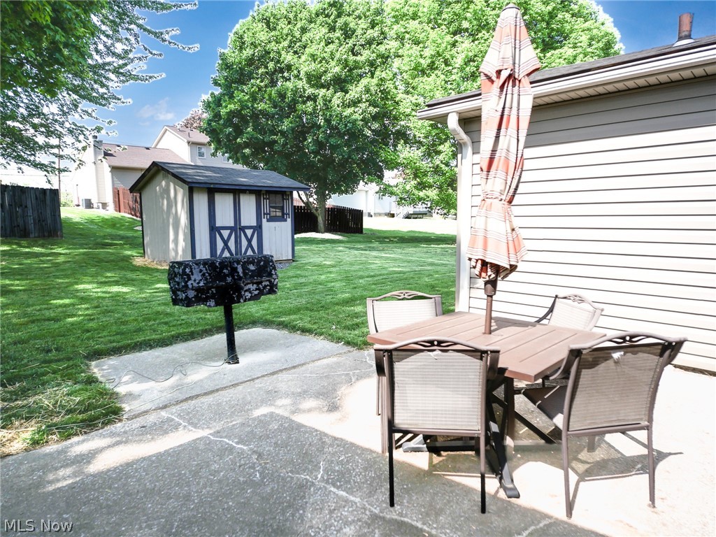 2866 Peacock Drive Youngstown OH 44511
