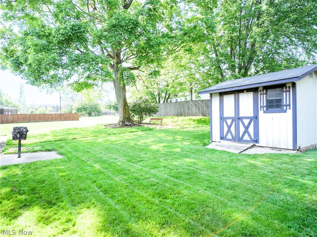 2866 Peacock Drive Youngstown OH 44511