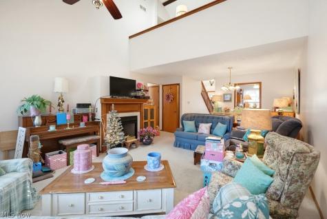 782 Beverly Avenue Canal Fulton OH 44614