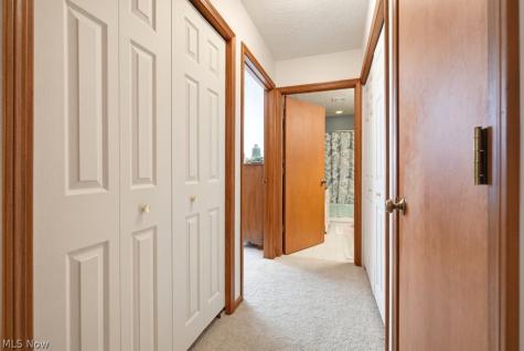 782 Beverly Avenue Canal Fulton OH 44614