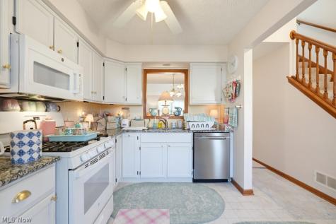 782 Beverly Avenue Canal Fulton OH 44614