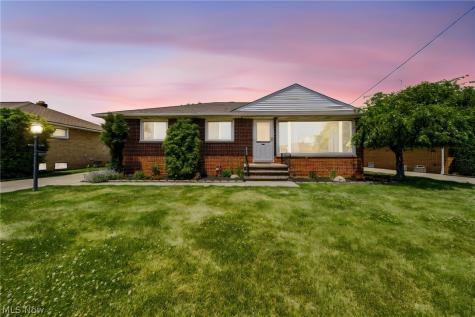 3308 Somia Drive Parma OH 44134