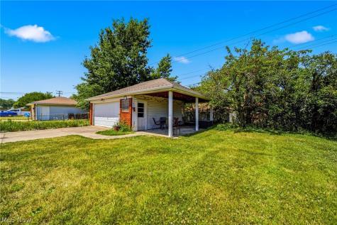 3308 Somia Drive Parma OH 44134