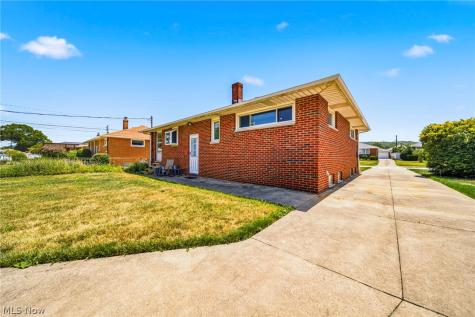 3308 Somia Drive Parma OH 44134