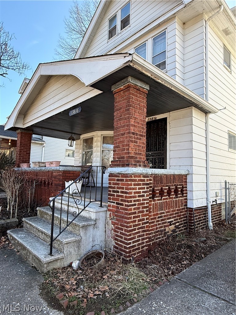 13816 Glenside Road Cleveland OH 44110