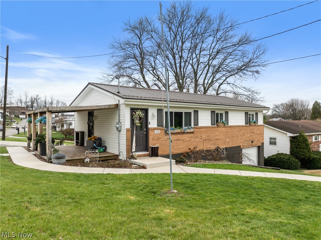 112 Parkview Drive Wintersville OH 43953