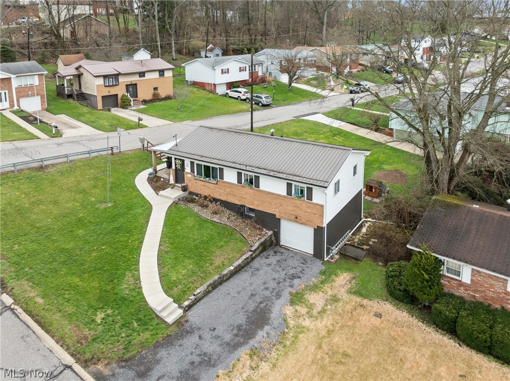 112 Parkview Drive Wintersville OH 43953