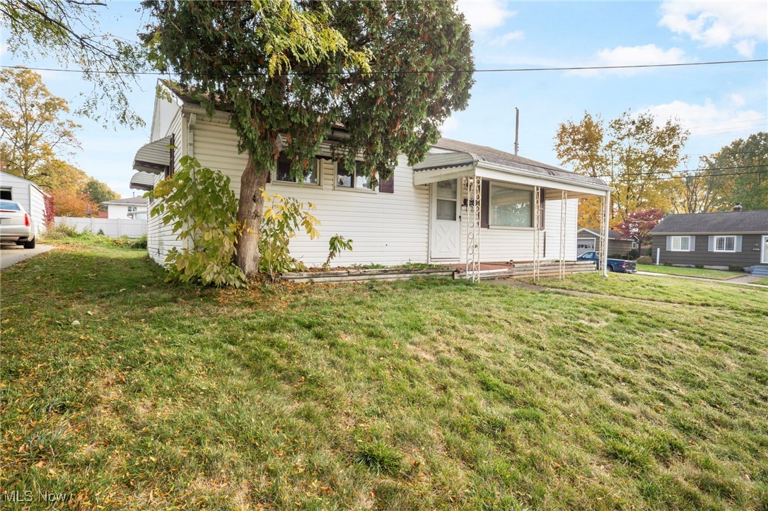 1985 Clairmont Avenue Akron OH 44301