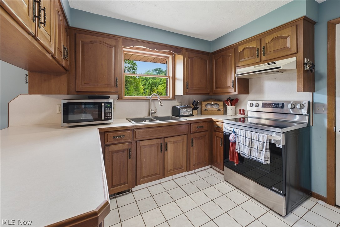 10811 Buehler Road NE Bolivar OH 44612