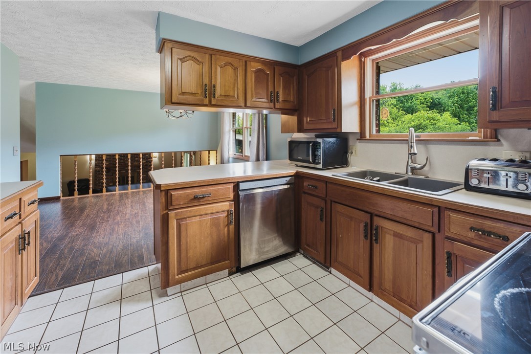10811 Buehler Road NE Bolivar OH 44612